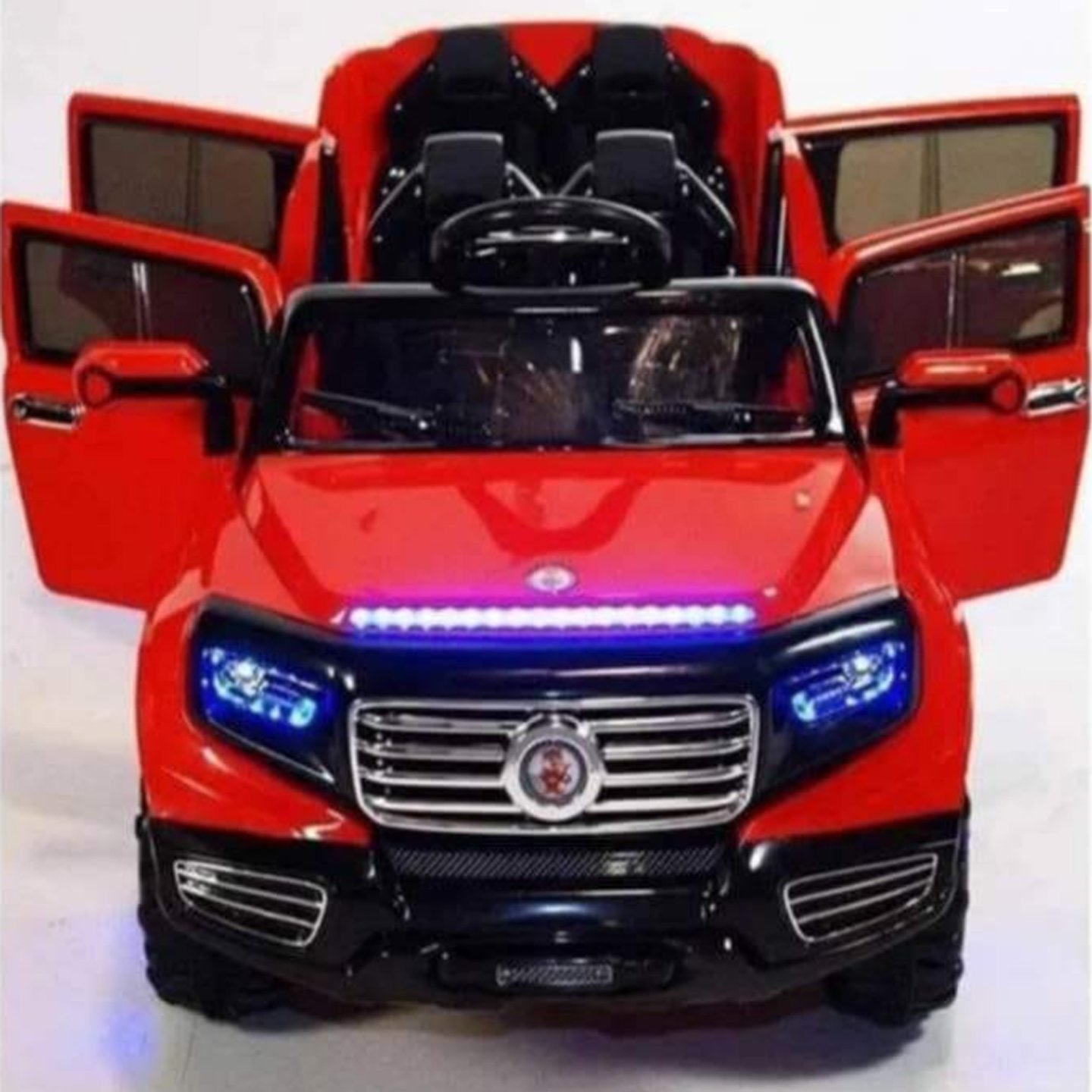 আপনার সন্তানের জন্য নিরাপদ, স্টাইলিশ ও শক্তপোক্ত বেবি কার